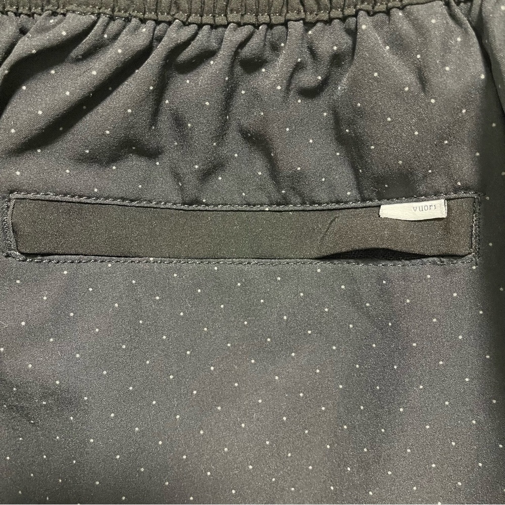 Vuori Performance Polka-Dot Drawstring Hybrid Beach Athletic Shorts Size Small - Picture 5 of 6
